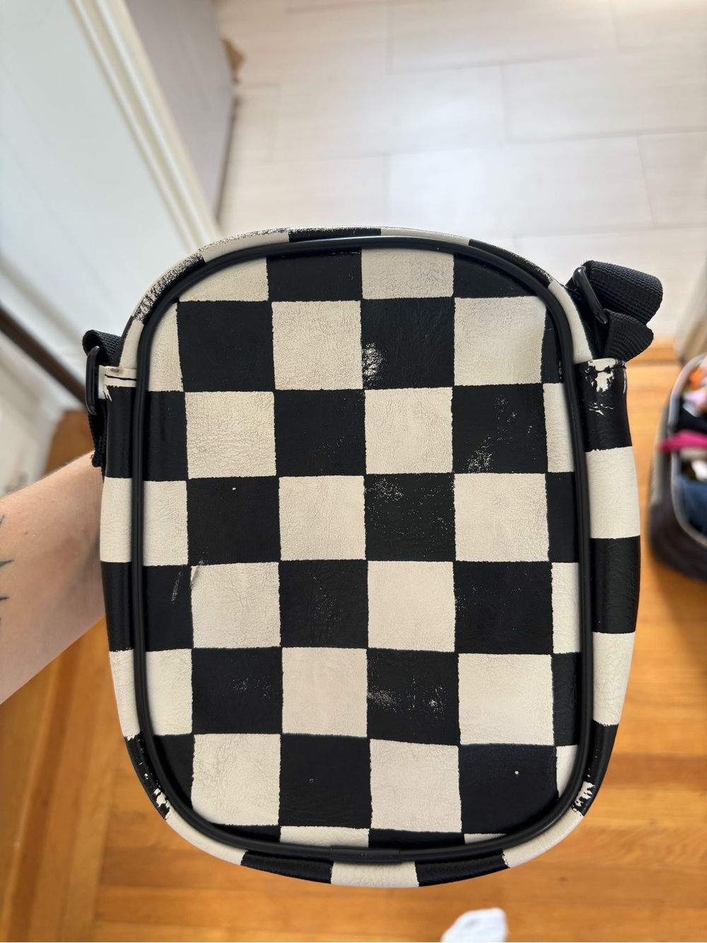 Checkered pouch - Picture 2 of 3
